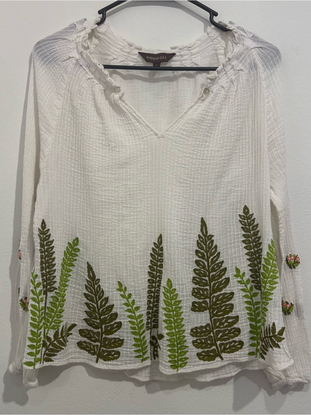 Ranna Gill Embroidered Top Size Large